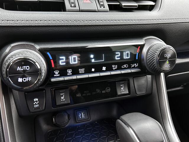 Toyota RAV4 2.5 Plug-in Hybrid AWD GR SPORT | Navigatie | BLS | PDC | Stuur-Stoelverwarming |