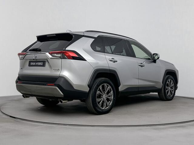 Toyota RAV4 2.5 Hybrid AWD Executive | Leder | Navigatie | PDC | Elek. Kofferklep |