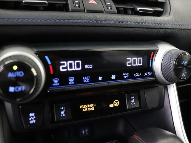 Toyota RAV4 2.5 Hybrid AWD Bi-Tone | 360 camera | Camera binnenspiegel | JBL | Elektrische achterklep | Elektrisch Verstelbare stoel | Stoelverwarming | Apple CarPlay/Android Auto | Cruise Control Adaptive | Parkeersensoren