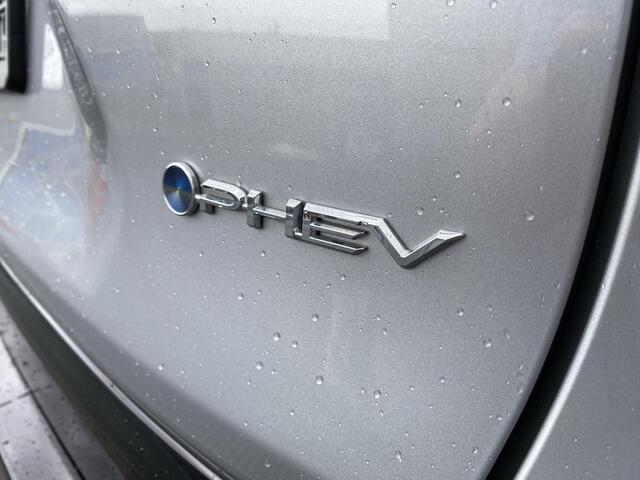 Toyota RAV4 2.5 Plug-in Hybrid AWD Bi-Tone Plus Schuif/kanteldak, Vol luxe! Stoelkoeling + verwarming, 360" Camera, Dodehoekdetectie, HUD, Seat memory,