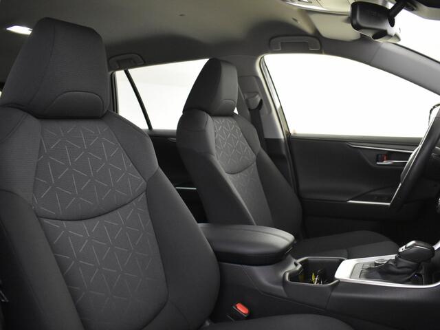 Toyota RAV4 2.5 Hybrid AWD Dynamic | Navigatie | Trekhaak