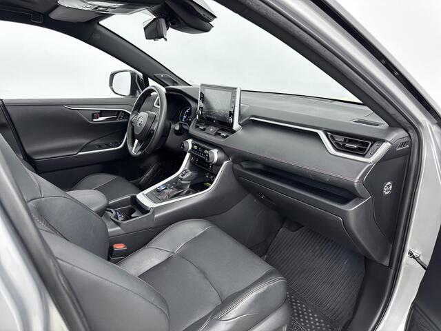 Toyota RAV4 2.5 Plug-in Hybrid AWD Bi-Tone Plus | Glazen panoramadak | JBL-Audio | Onderweg-naar-dealer
