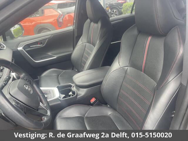 Toyota RAV4 2.5 Plug-in Hybrid AWD Bi-Tone Plus 1500 KG trekgewicht | JBL Audio | Stoelverwarming & ventilatie | Memory Seats | Navigatie
