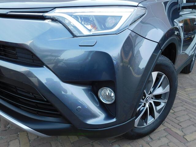 Toyota RAV4 2.5 Hybrid AWD Dynamic | 1.650kg trekgewicht