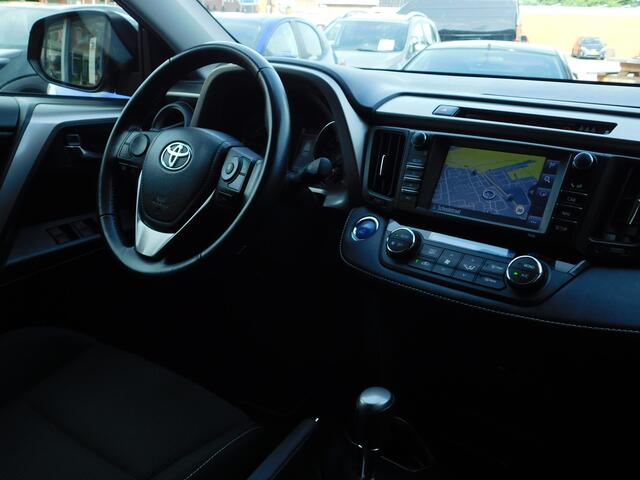 Toyota RAV4 2.5 Hybrid AWD Dynamic | 1.650kg trekgewicht