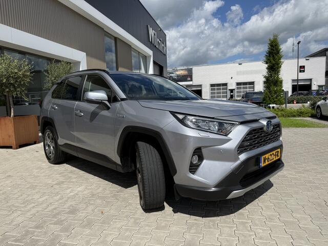 Toyota RAV4 2.5 Hybrid AWD Style | Trekhaak | PDC v/a | Stuur/stoel verwarm.
