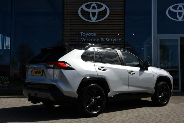 Toyota RAV4 2.5 Hybrid AWD Bi-Tone Limited Automaat 222pk | JBL | Innovation-pack | Dodehoekdetectie | Trekhaak geremd 1.650 kg |