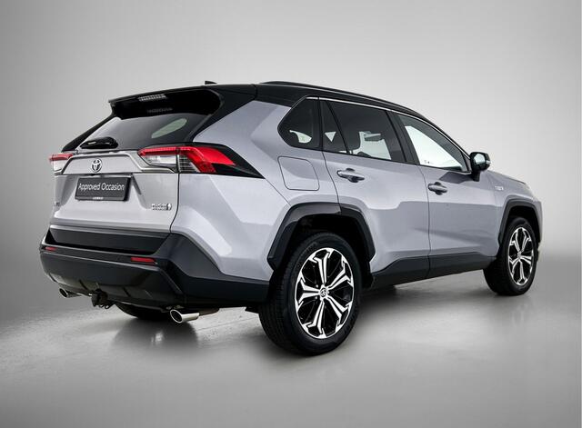 Toyota RAV4 2.5 Plug-in Hybrid AWD Bi-Tone Plus | BTW voertuig | JBL | Head-Up Display | Stoel+stuurverwarming | Stoel ventilatie | Trekhaak afneembaar | 1500KG trekgewicht | 360 Camera | Elektrische achterklep | Parkeersensoren voor+achte