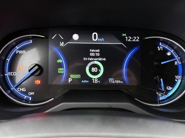 Toyota RAV4 2.5 Plug-in Hybrid AWD Bi-Tone Plus | BTW voertuig | JBL | Head-Up Display | Stoel+stuurverwarming | Stoel ventilatie | Trekhaak afneembaar | 1500KG trekgewicht | 360 Camera | Elektrische achterklep | Parkeersensoren voor+achte