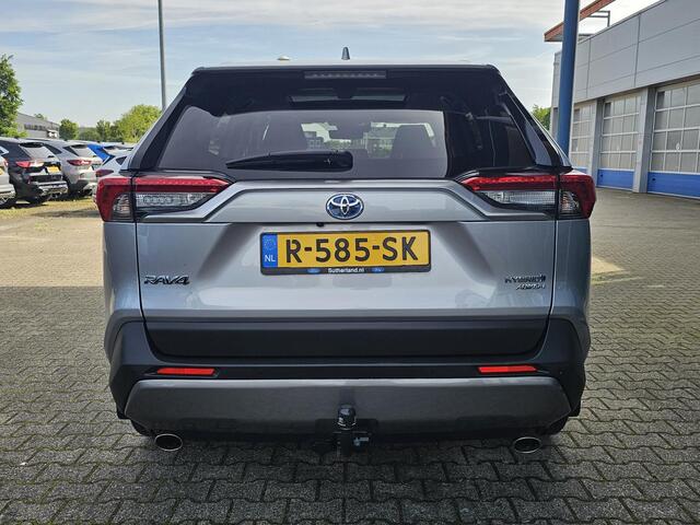 Toyota RAV4 2.5 Hybrid AWD Bi-Tone 220 pk | Trekhaak | Leder | Schuif-kanteldak | JBL geluid | Stoelverwarming | Camera etc.