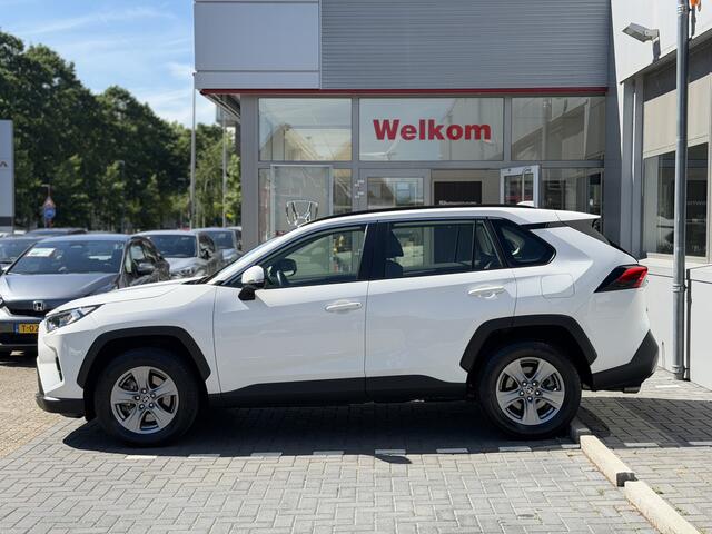 Toyota RAV4 2.5 Hybrid AWD Business | GEEN AFLEVERKOSTEN | Elektrische achterklep, Apple/Android, Parkeersensoren