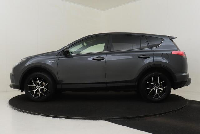Toyota RAV4 2.5 HYBRID AWD STYLE -POWER-SEATS|CAMERA|KEYLESS|PRIVACY.GLAS|STOELVERW.|TREKHAAK|18"