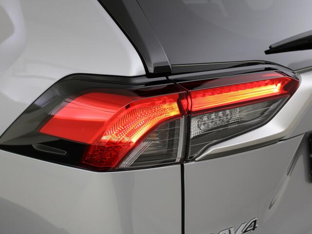 Toyota RAV4 2.5 Plug In Hybrid Style | 360 camera | 220V | Blindspot | PDC