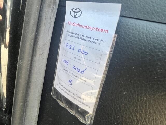 Toyota RAV4 2.5 Hybrid Black Edition Dealer Onderhouden Panorama Leer Alcantara Parkeer Sensoren Stoel verwarmd