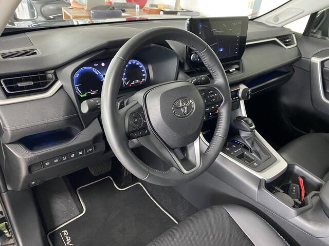Toyota RAV4 2.5 Hybrid Executive JBL Sound/ Stoelverwarming/ koeling / Leer / stuurverw /achterbank verw / 360 camera