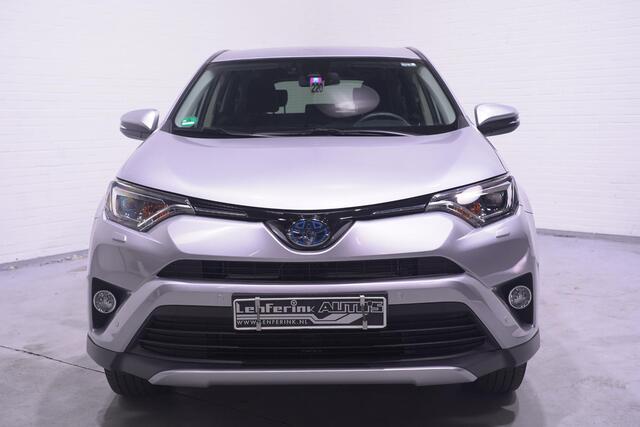 Toyota RAV4 AWD Dynamic Team-Duitsland navigatie camera 1650kg trekgewicht onderhouds historie electrische achterklep stoel/stuurverwarming private-glas half lederen bekleding