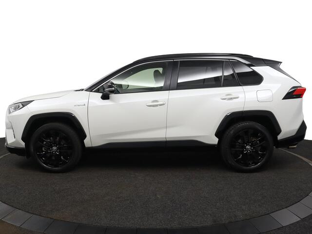 Toyota RAV4 2.5 Hybrid Bi-Tone | Adaptive Cruise Control | JBL Audio | Dodehoekdetectie | Apple Carplay| Android Auto | 360 graden camera |