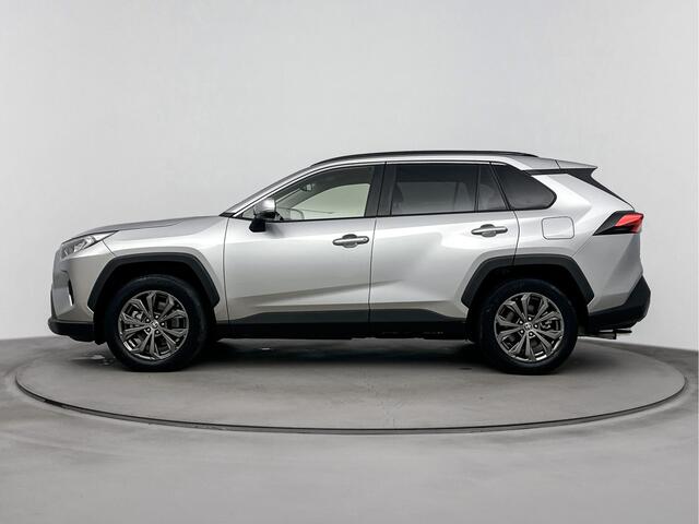 Toyota RAV4 2.5 Hybrid Dynamic | Parkeersensoren V+A | Navi | Parkeersensoren | Onderweg-naar-dealer