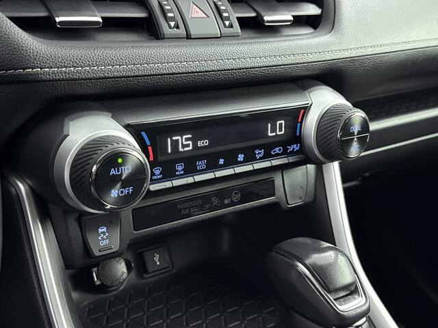 Toyota RAV4 2.5 Hybrid Dynamic | Parkeersensoren V+A | Navi | Parkeersensoren | Onderweg-naar-dealer