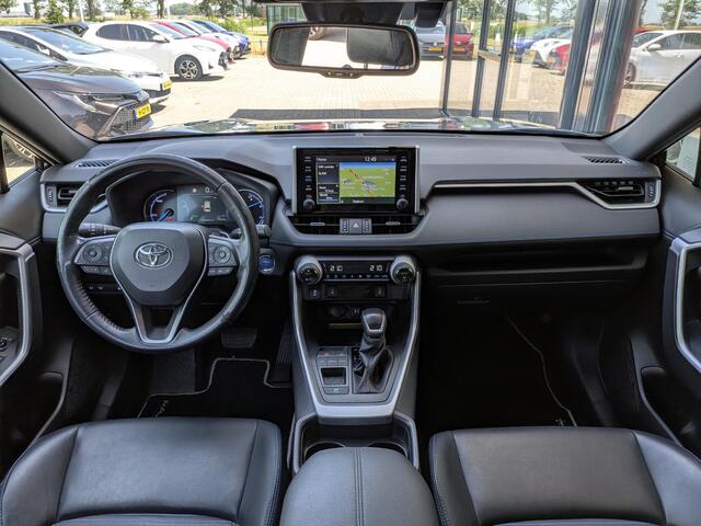 Toyota RAV4 2.5 Hybrid Bi-Tone | Trekhaak | Stoel- stuurverw. | PDC V+A | Leer | Elek. kofferklep | Carplay