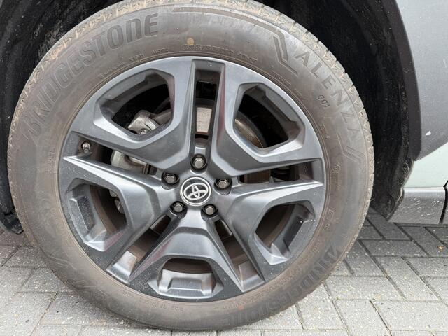 Toyota RAV4 2.5 Hybrid AWD ADVENTURE Innovation Pack