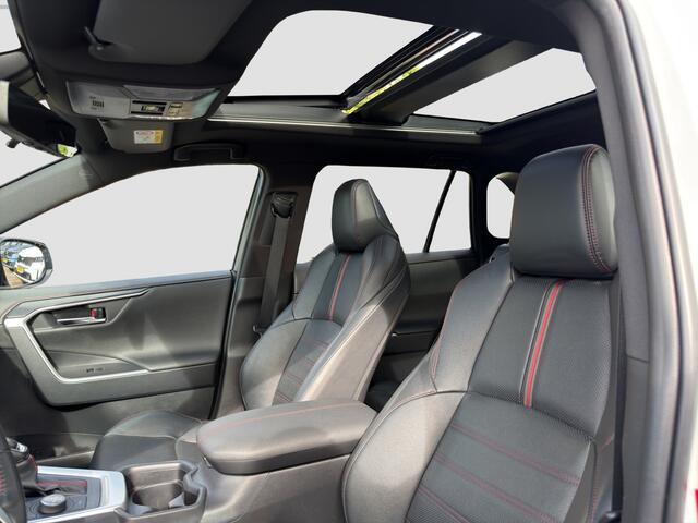 Toyota RAV4 2.5 Plug-in AWD Bi-Tone Plus | Panorama | 360 Camera | Stoelventilatie