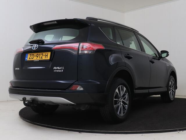 Toyota RAV4 2.5 Hybrid Dynamic | Dealer Onderhouden | 1e Eigenaar | Navigatie | Trekhaak | Cruise Control Adaptive | Climate Control | Achteruitrijcamera | Parkeersensoren voor+achter |