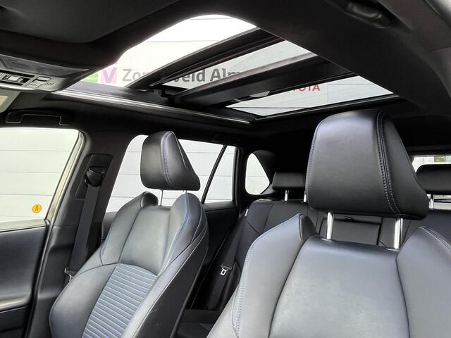 Toyota RAV4 2.5 Hybrid AWD Bi-Tone Trekhaak / Alarm / Bearlock