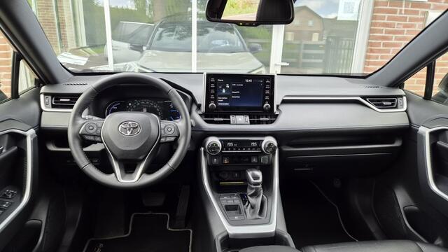 Toyota RAV4 2.5 Hybrid Bi-Tone, Trekhaak, Bearlock, Stuurwiel verw,