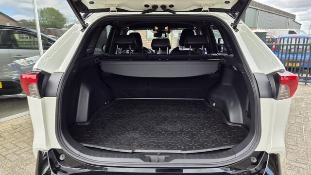 Toyota RAV4 2.5 Hybrid Bi-Tone, Trekhaak, Bearlock, Stuurwiel verw,