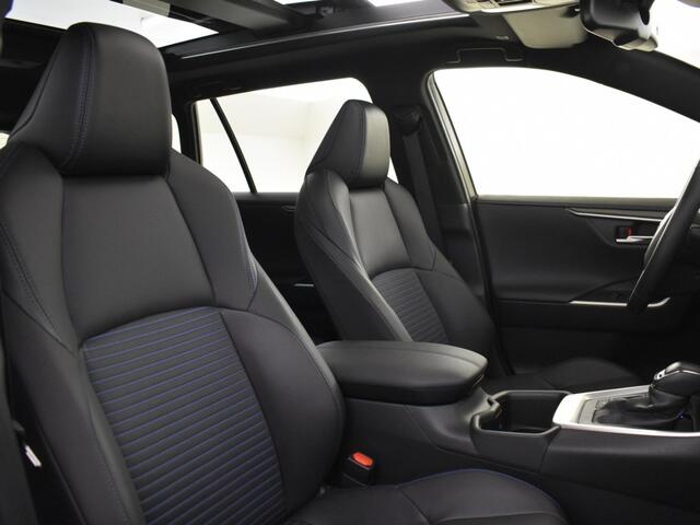 Toyota RAV4 2.5 Hybrid Style Bi Tone | Elektr. Achter Klep | Panoramadak