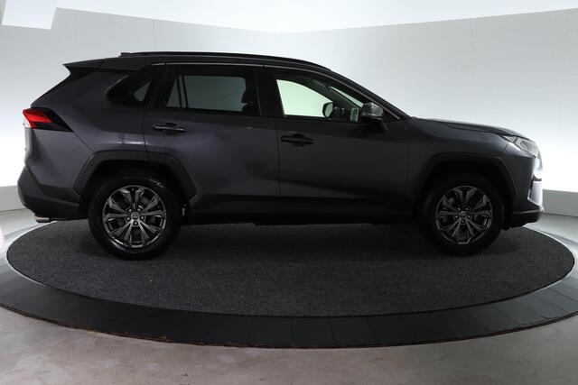 Toyota RAV4 2.5 Hybrid Executive | AFN. TREKHAAK | STOELVERW. | CAMERA |
