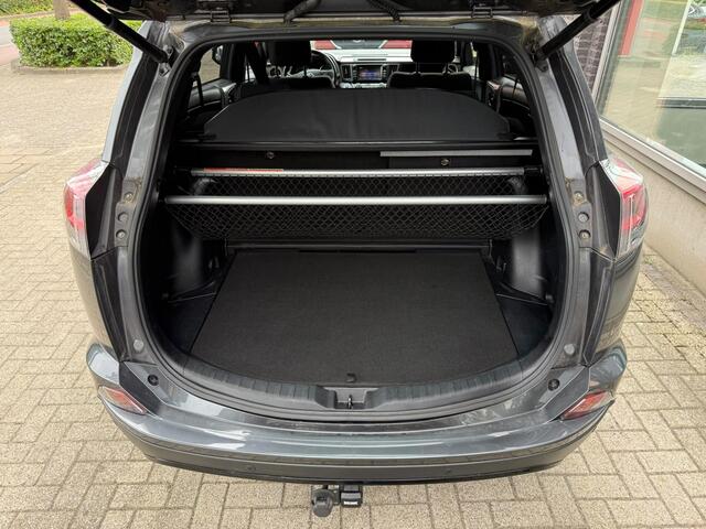 Toyota RAV4 2.5 Hybrid Energy | Trekhaak | Cruise | Airco | All-Seasons |