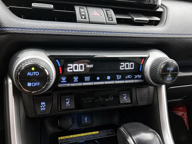 Toyota RAV4 2.5 Hybrid Bi-Tone