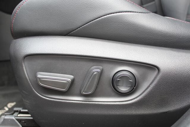 Toyota RAV4 2.5 Plug-in Hybrid AWD Bi-Tone Plus | Rijklaar | Panodak | Navi | JBL | HUD | Leder | Stoel- koeling/verwarming | 360 Camera | Memory