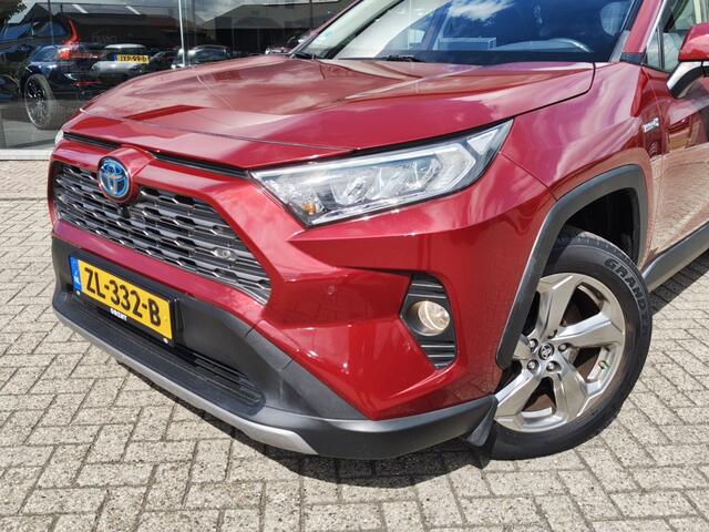 Toyota RAV4 2.5 Hybrid AWD First Edition | 360 Cam | Trekhaak 1650kg Trekgew. | Sensoren |