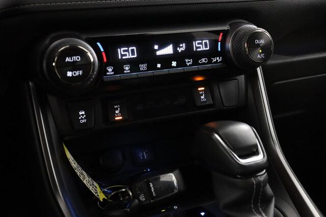 Toyota RAV4 2.5 Plug-in Hybrid AWD GR SPORT | JBL audio | Apple Carplay/Android Auto | Stoel/Stuurverwarming | Parkeersensoren | 360Camera | Trekhaak |