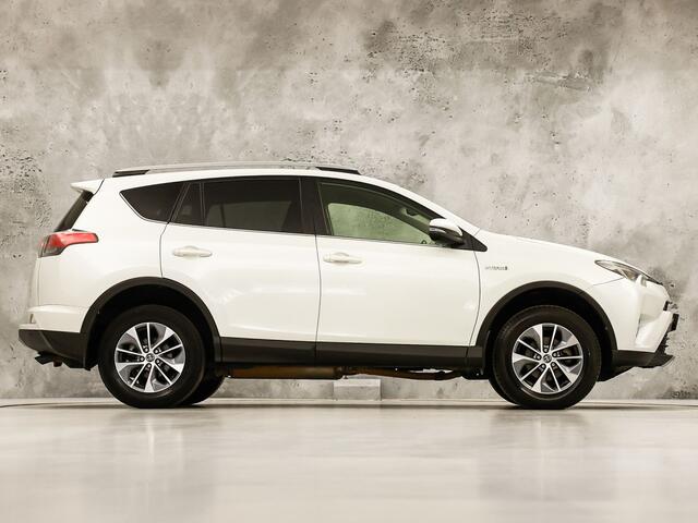 Toyota RAV4 2.5 Hybrid Executive Sport 197Pk Automaat (CAMERA, KEYLESS, GETINT GLAS, SPORTSTOELEN, ELEK PAKKET, NIEUWE APK, NIEUWSTAAT)