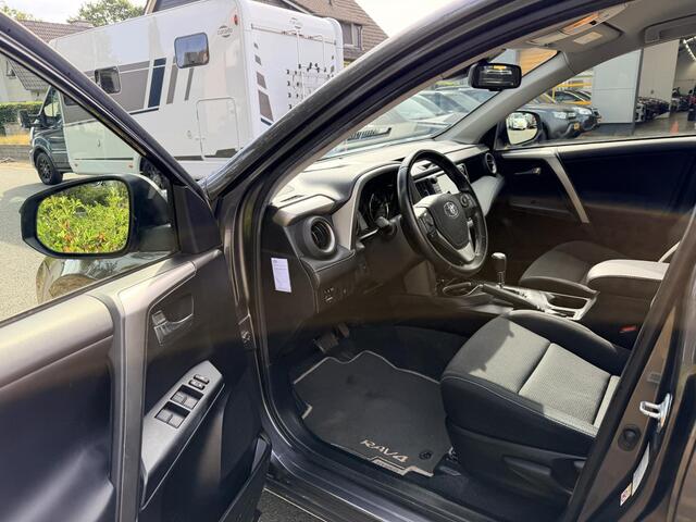 Toyota RAV4 2.5 Hybrid 197PK DynamicoNavioKeyless