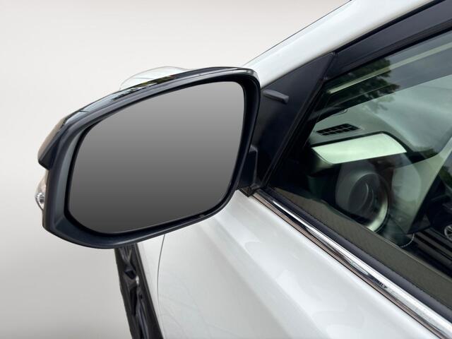 Toyota RAV4 2.5 Hybrid AWD Dynamic | Trekhaak | Camera | All Season | Navi | Garantie |