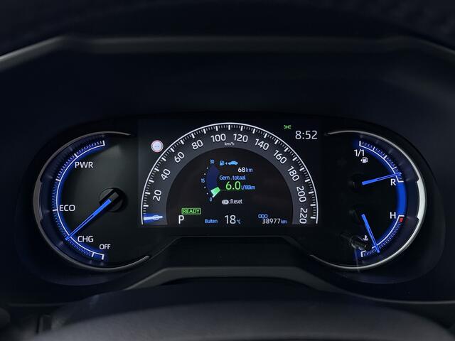 Toyota RAV4 2.5 Hybrid AWD Business | Trekhaak | Elektrische Achterklep | Stoelverwarming | Camera | Apple Carplay/Android Auto |