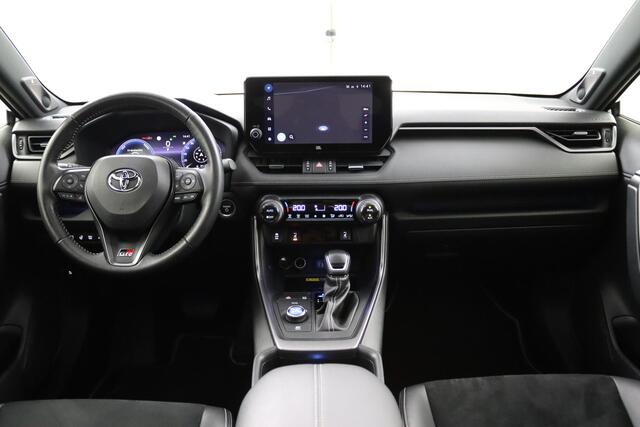 Toyota RAV4 2.5 Hybrid AWD GR SPORT | Trekhaak | Geheugenfunctie op bestuurdersstoelverstelling | Panoramisch schuif-/kanteldak |