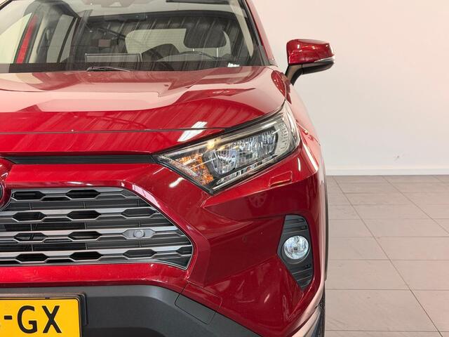 Toyota RAV4 2.5 Hybrid AWD Active | Trekhaak afneembaar | Parkeersensoren achter | Stoelverwarming | Apple Carplay |