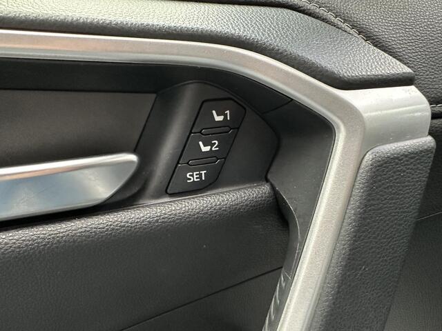 Toyota RAV4 2.5 Hybrid AWD Executive NL Auto, + Panorama schuif/kanteldak, Trekhaak, Dealeronderhouden, 1650 KM trekgewicht