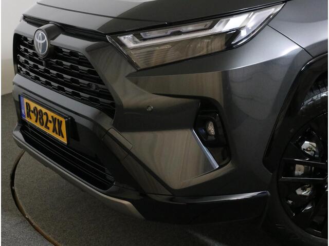 Toyota RAV4 2.5 Hybrid AWD Bi-Tone Limited, Bearlock & Alarm, Trekhaak, Panoramadak, 1e eigenaar, Dealer onderhouden!