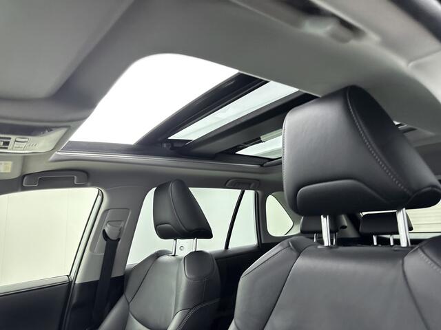 Toyota RAV4 2.5 Hybrid Executive | 360° Camera | Elektrisch glazen panorama-dak | Parkeersensoren |