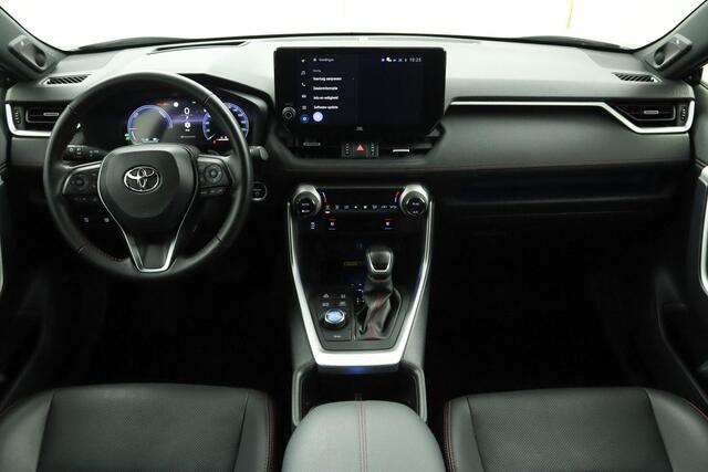 Toyota RAV4 2.5 Plug-in Hybrid AWD Bi-Tone Plus | Panoramisch dak | JBL | Head-up display | Apple Carplay/Android Auto | Lederen bekleding |