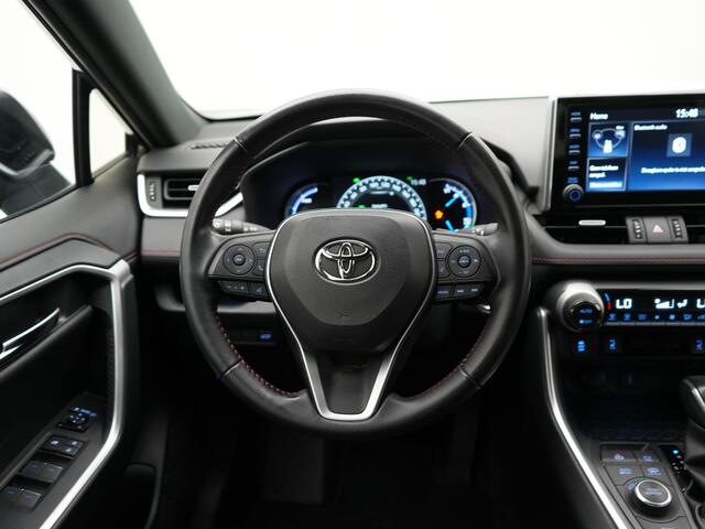Toyota RAV4 2.5 Plug-in Hybrid AWD Dynamic | Parkeersensoren V+A | Trekhaak | Stoelverwarming |