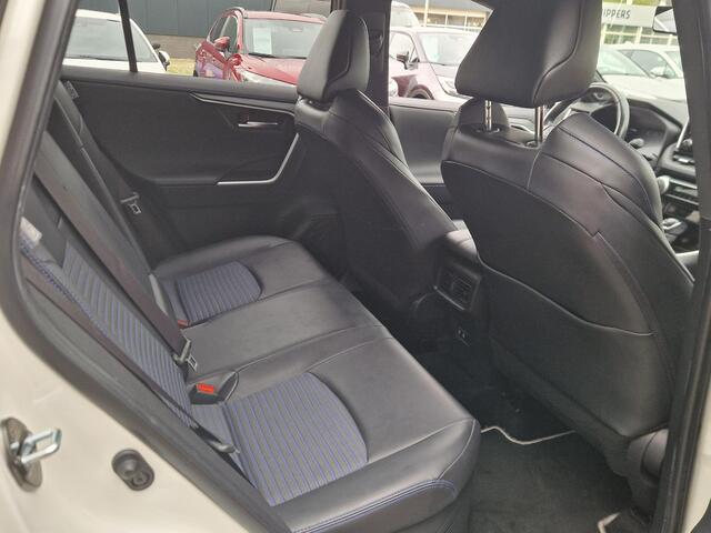 Toyota RAV4 2.5 Hybrid Bi-Tone