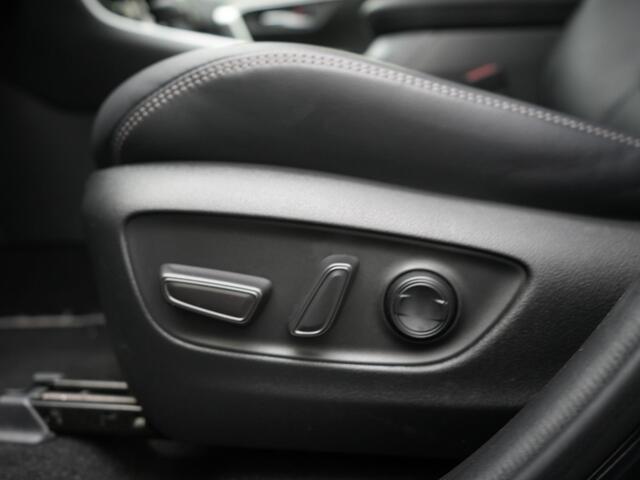Toyota RAV4 2.5 Hybrid AWD Style | Parkeersensoren V+A | JBL | Trekhaak | Stoelverwarming |